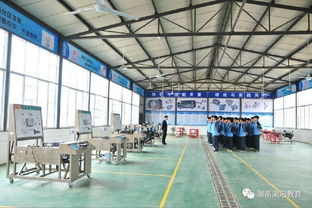 湖南省石油化工技工學(xué)校移交瀏陽(yáng)市 聚焦計(jì)算機(jī)軟件技術(shù)開(kāi)發(fā)的新起點(diǎn)