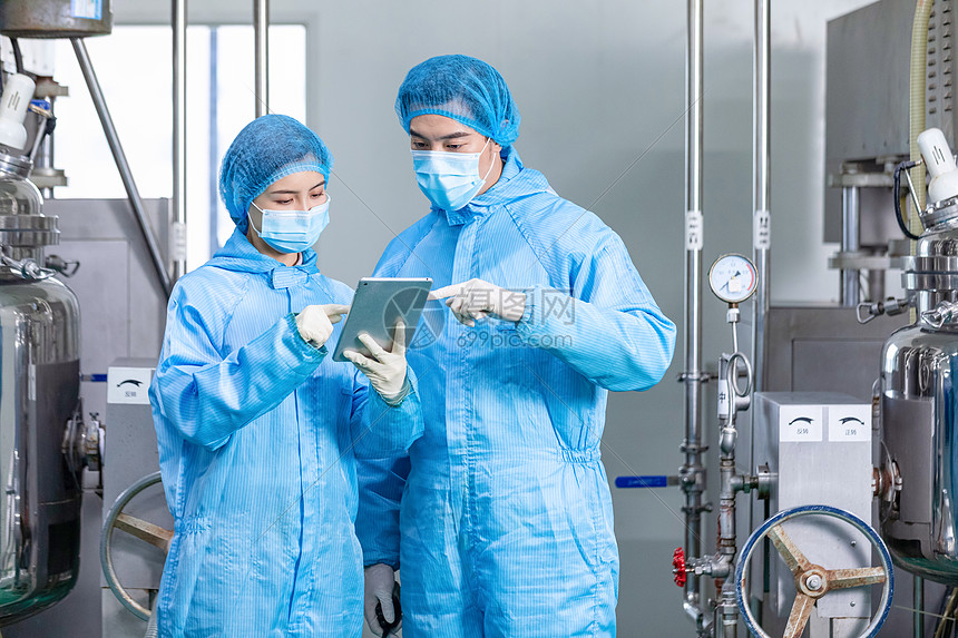 化工廠工人身穿無(wú)菌服工作高清圖片下載-正版圖片501648056-攝圖網(wǎng)計(jì)算機(jī)軟件的技術(shù)開(kāi)發(fā)